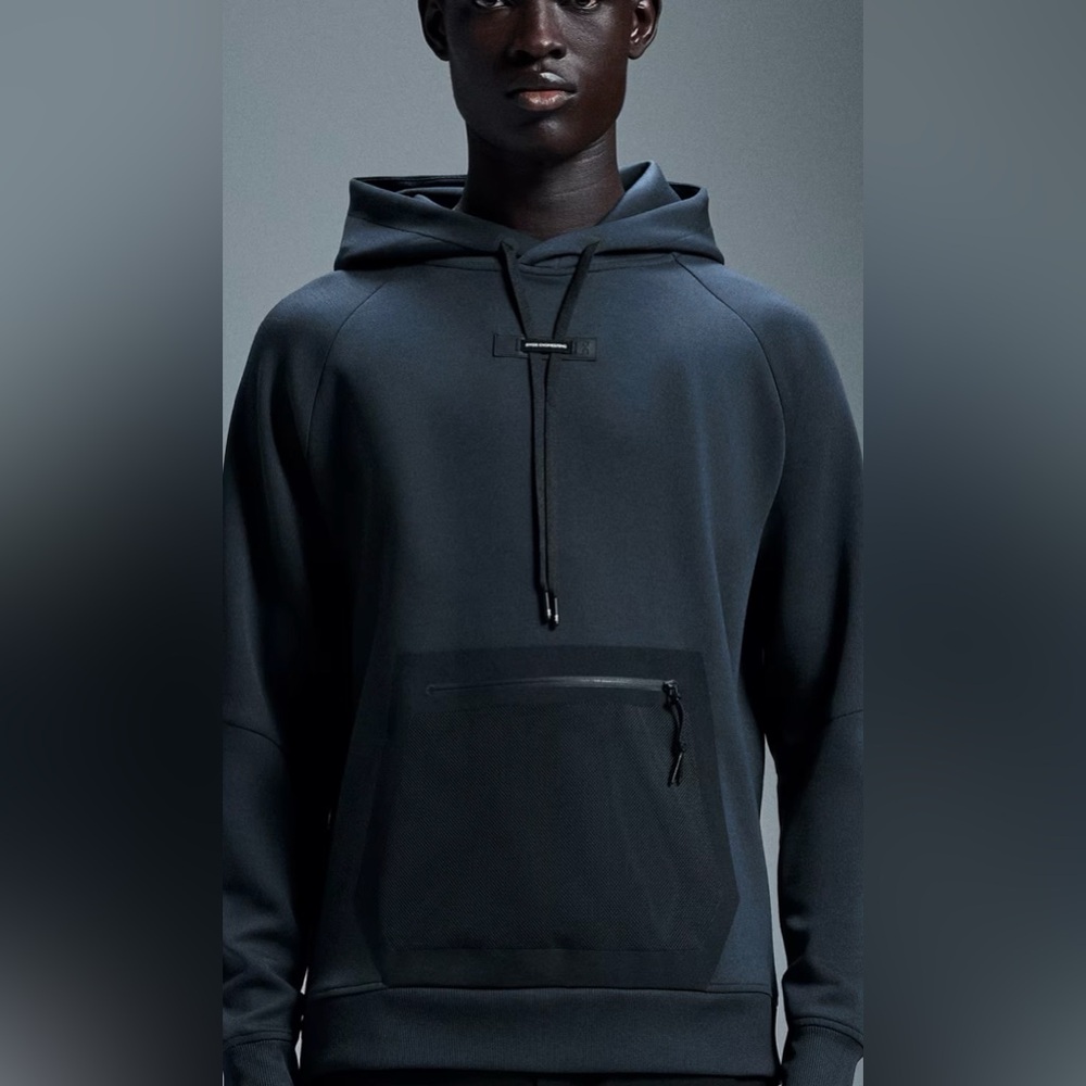 Men's On cloud  Hoodie with Front Pocket